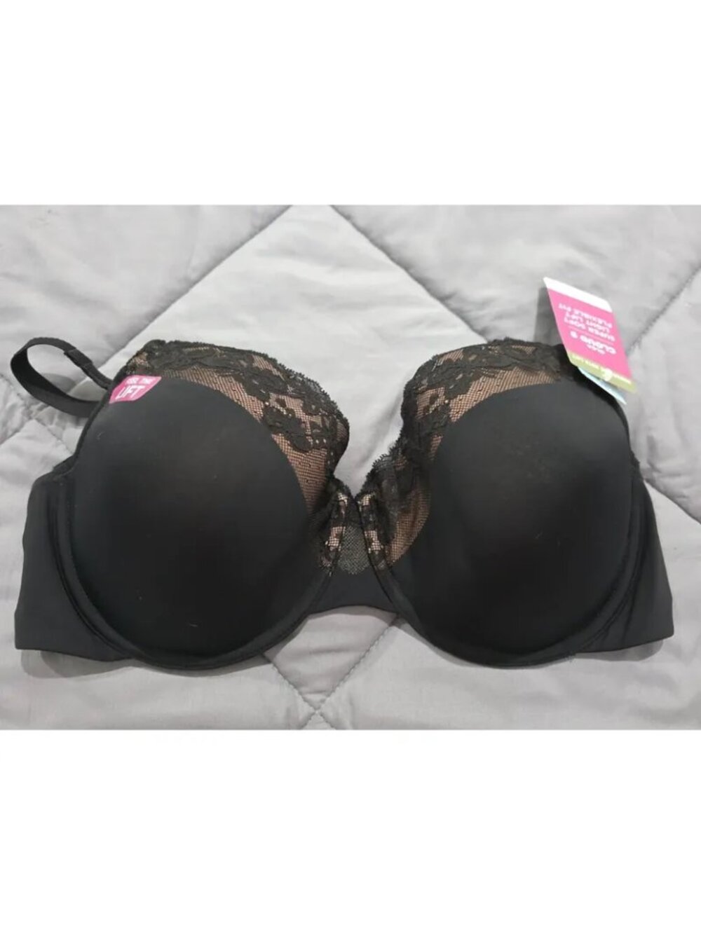 New with tags Olga Women's 40C Cloud 9 Underwire with lift Black bra